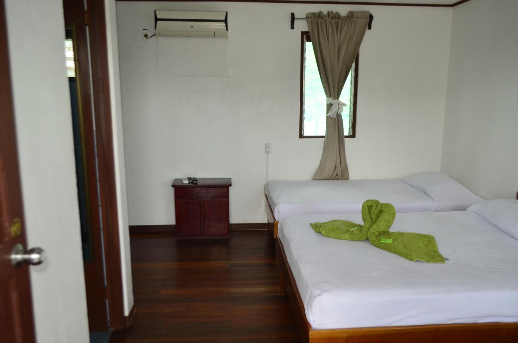 Hotel Sierpe River- Oleaje Sereno المظهر الخارجي الصورة